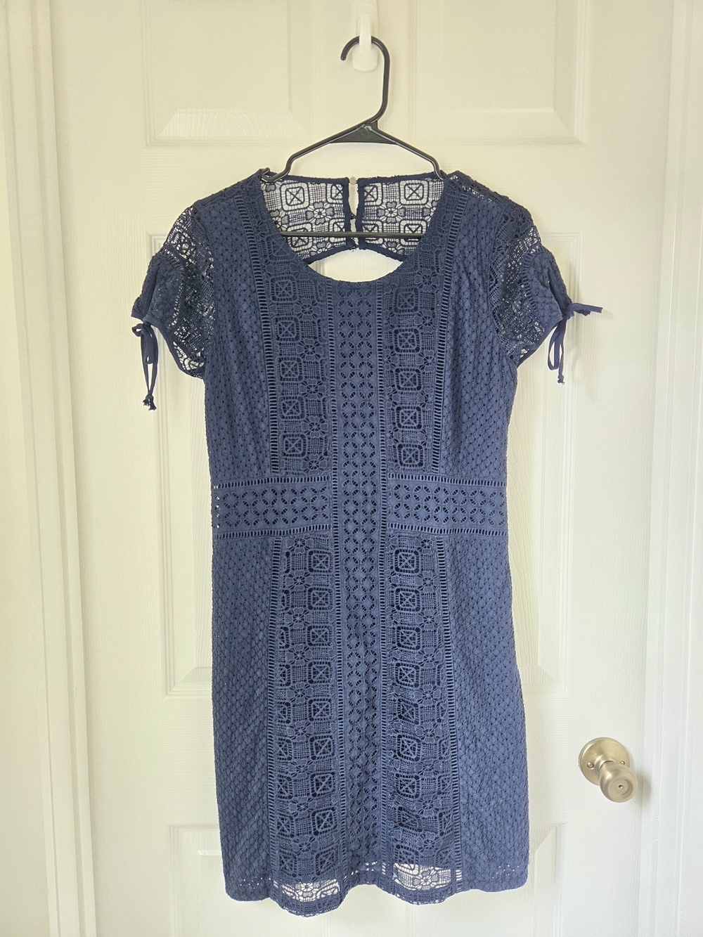 Abercrombie & Fitch Navy Crochet Lace Tie Up Short Sleeve Open Back Dress NWOT